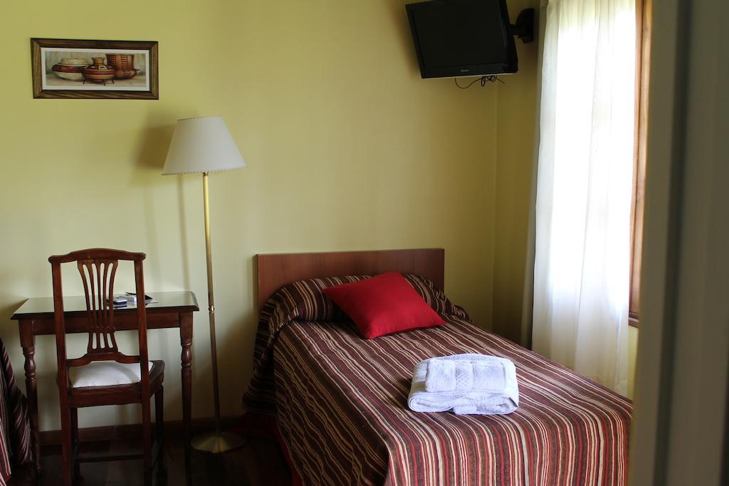 Hotel Las Azaleas Jardín América Cameră foto